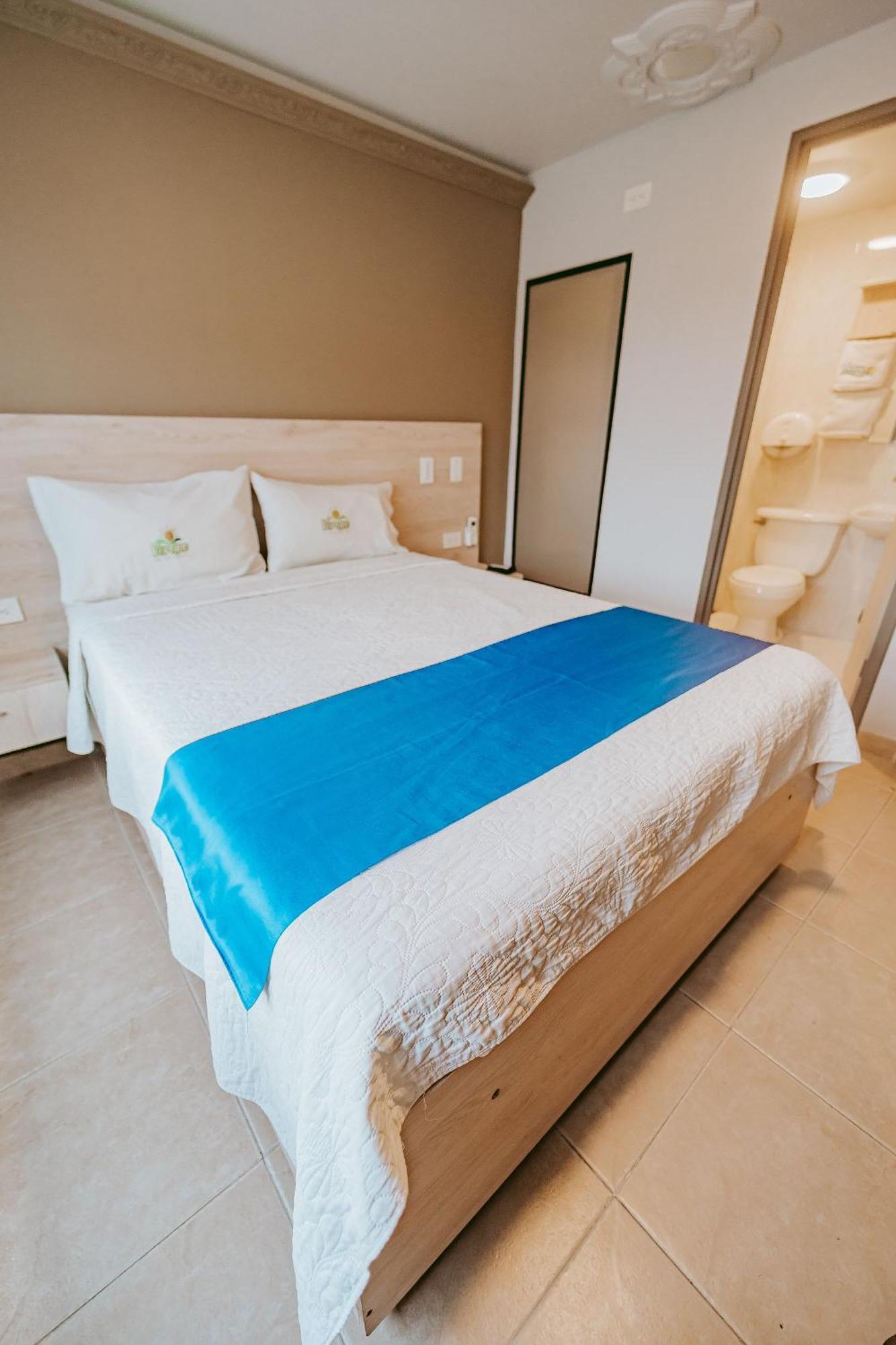 Hotel Verano อีบาเก ภายนอก รูปภาพ